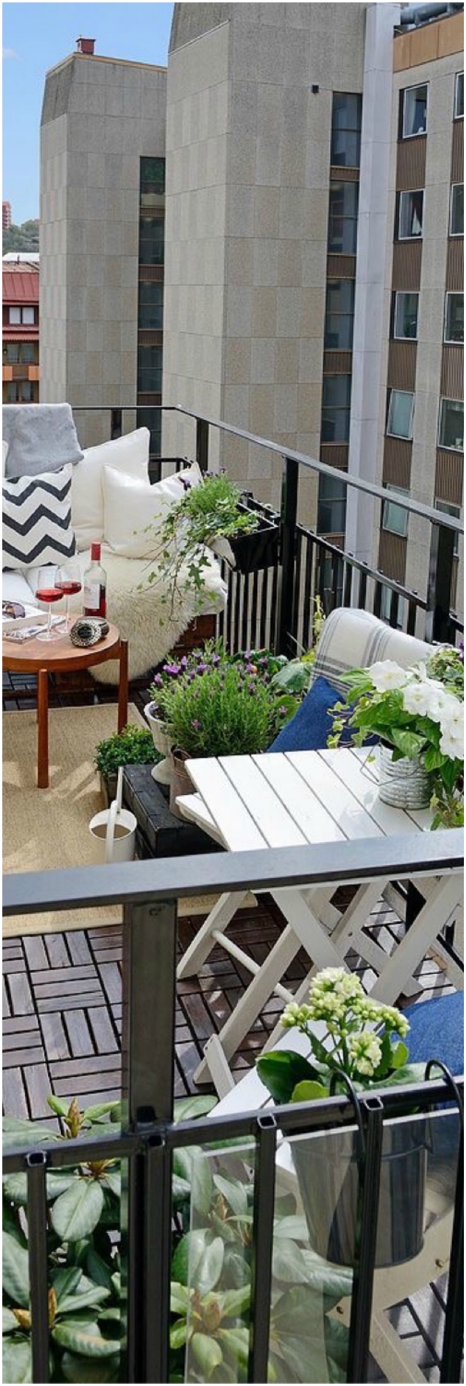 Small Balcony Garden With Sufficient Seating Area