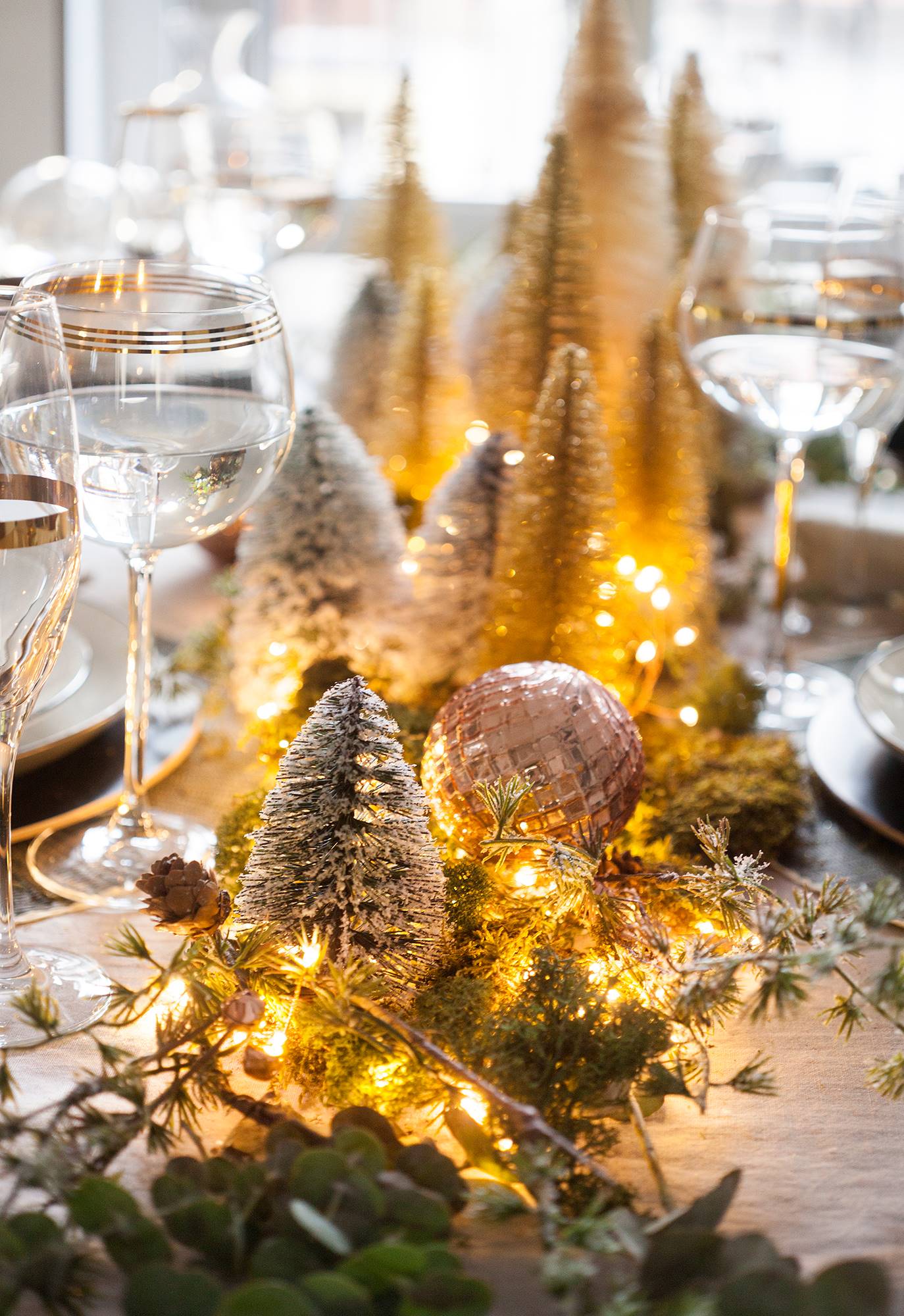 A MINI FOREST FOR CHRISTMAS CENTERPIECES