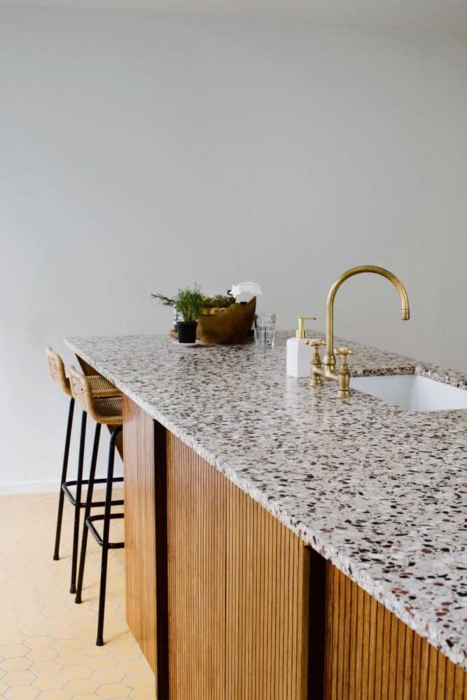 14 - White granite countertop for kitchen. Dotted lines are the main feature of this stone.