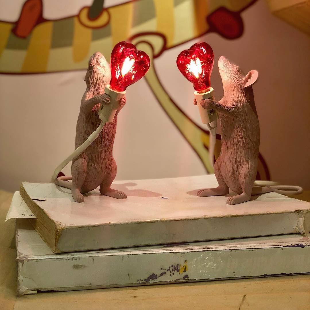 17 -Adorable mice improvise themselves into lamps at Seletti
