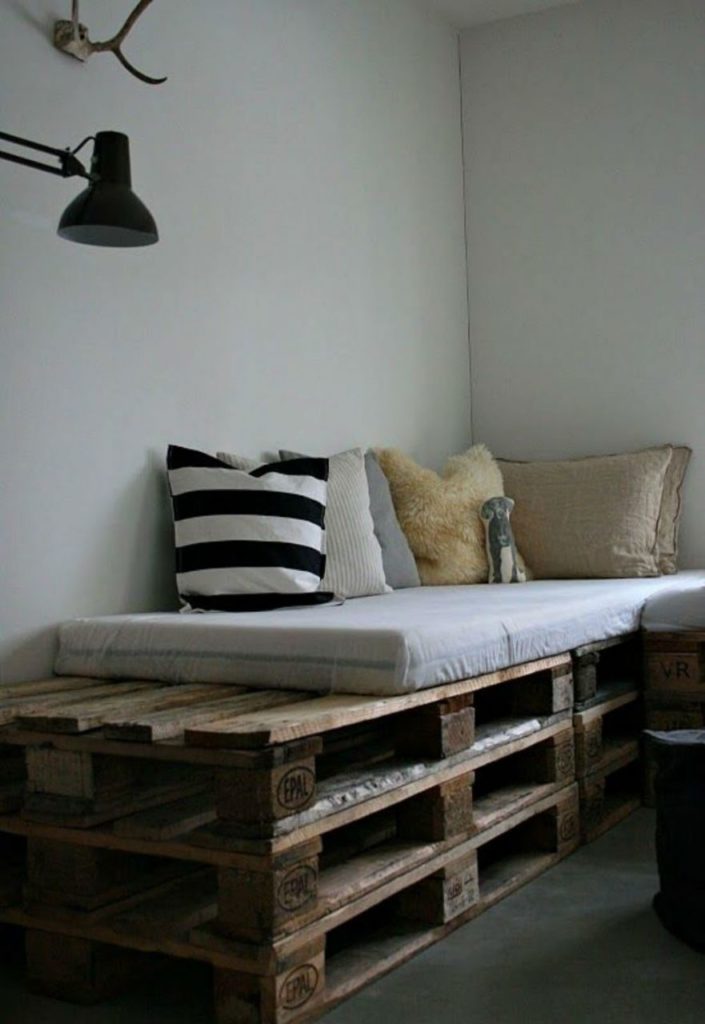 17. Make a simple pallet sofa for your corner