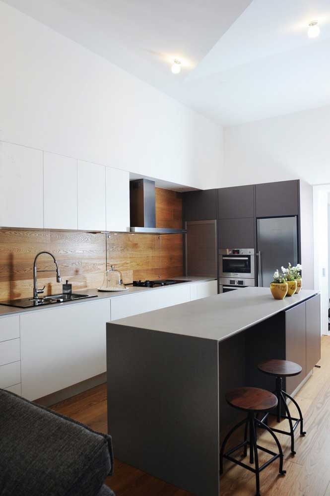 24. Small kitchen with high ceilings.