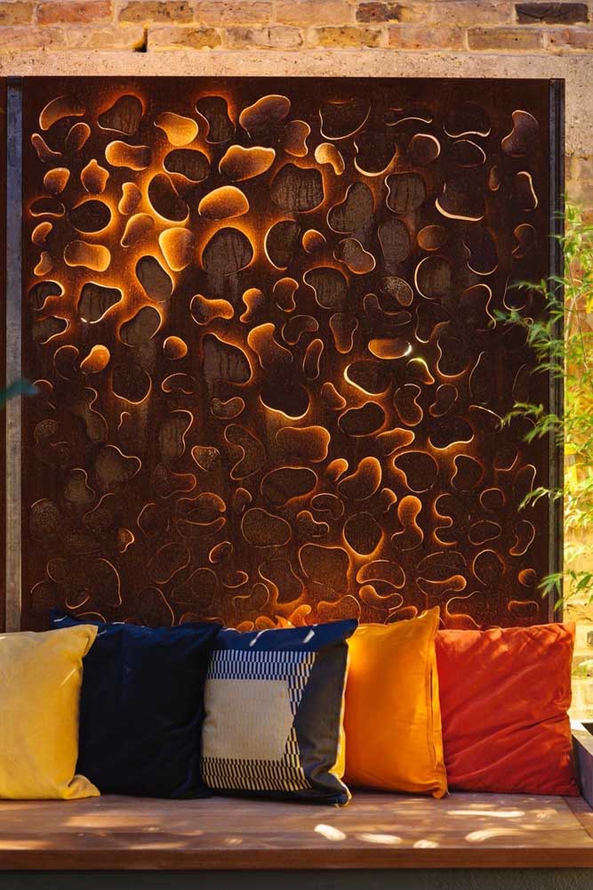 30. Bet on decorative items made with corten steel.