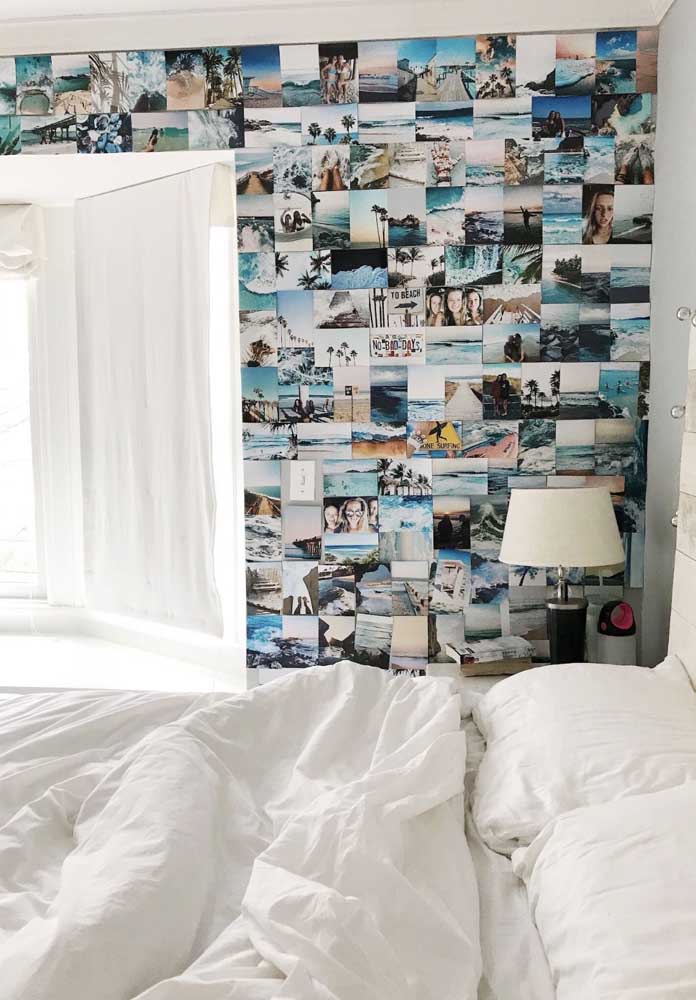 30. If you want, you can do this on the bedroom wall. In that case, you can fill the wall with pictures.