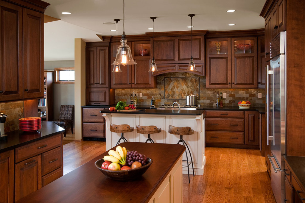 25 Exciting Traditional Kitchen Designs and Styles