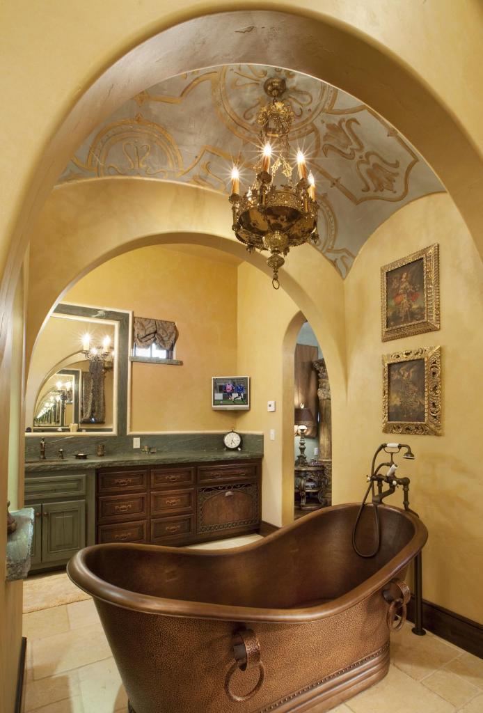 Copper-Tub-in-Elegant-Mediterranean-Bathroom.jpeg