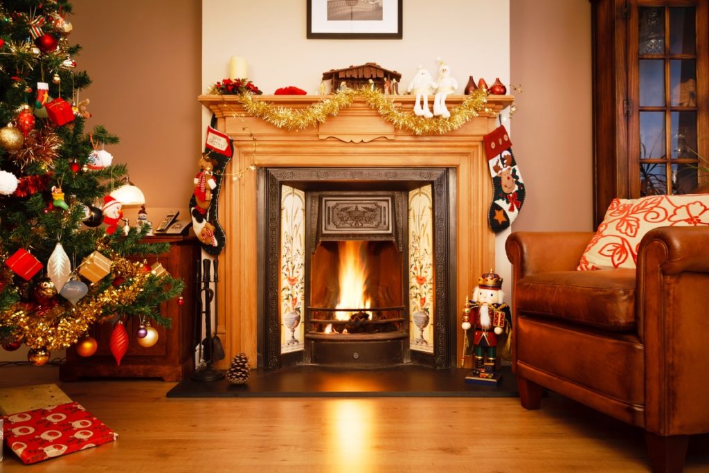 25 Christmas Living Room Decor Ideas