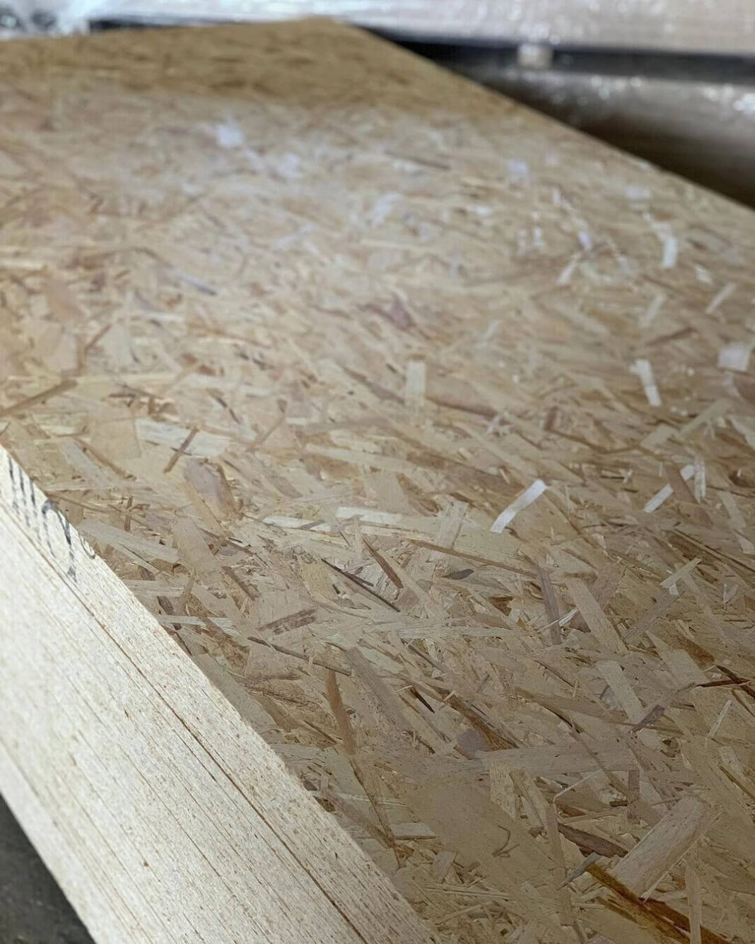 Which Material Is Better For A Subfloor: Plywood Vs OSB